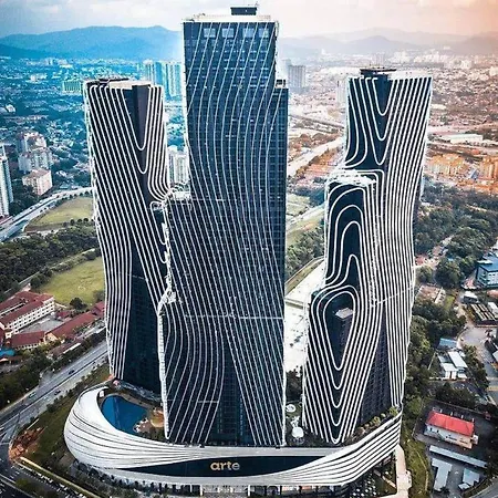 Anggun Arte Mont Kiara Apartment Kuala Lumpur Luaran gambar